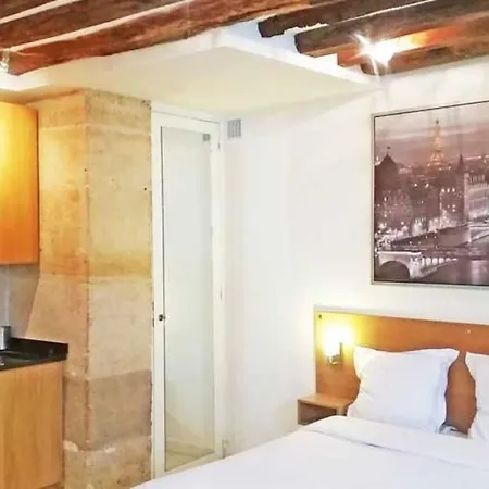 Cozy Studio - 11th, Near Marais & Republique By Guestready