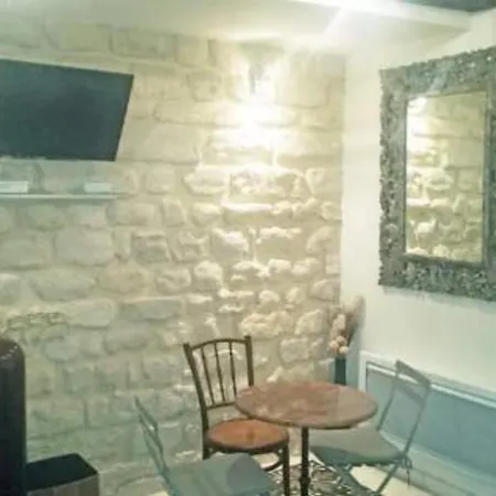 Cozy Studio - 11th, Near Marais & Republique By Guestready Paris